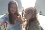 d87