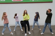u4